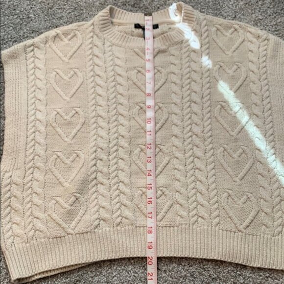 Women's Cream Cable Knit Sweater Vest - Picture 6 of 8